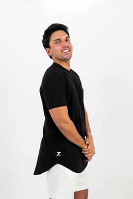 ZERO Yami Asymmetrical Hem T shirt 1