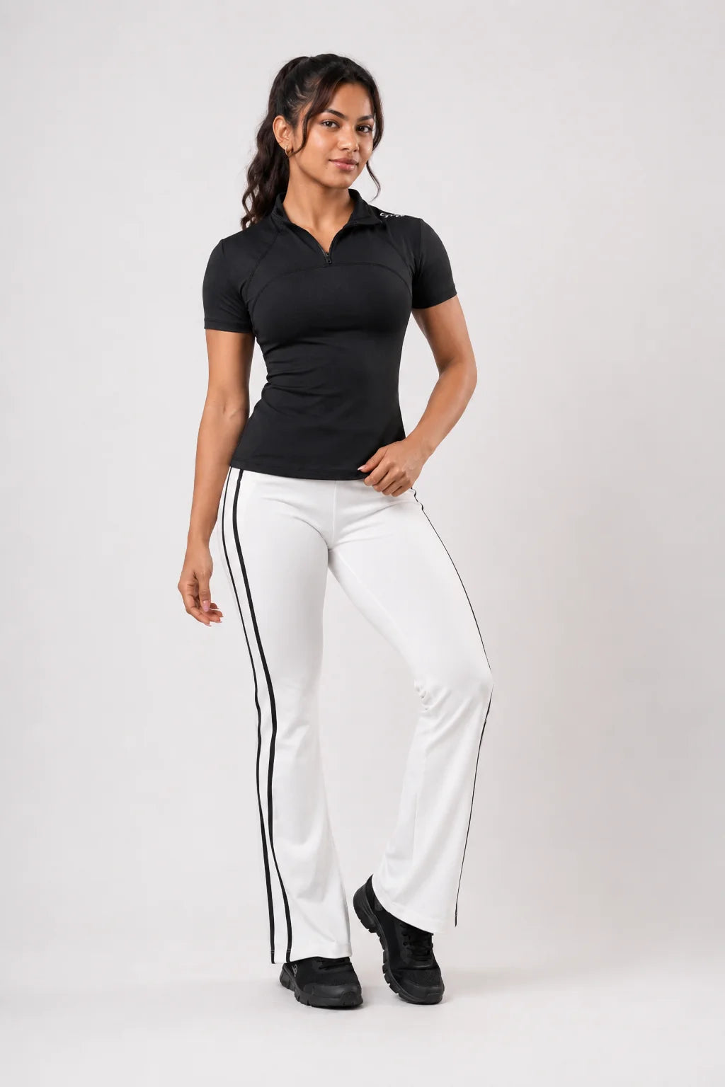 AERON ProForm – Zip Tee