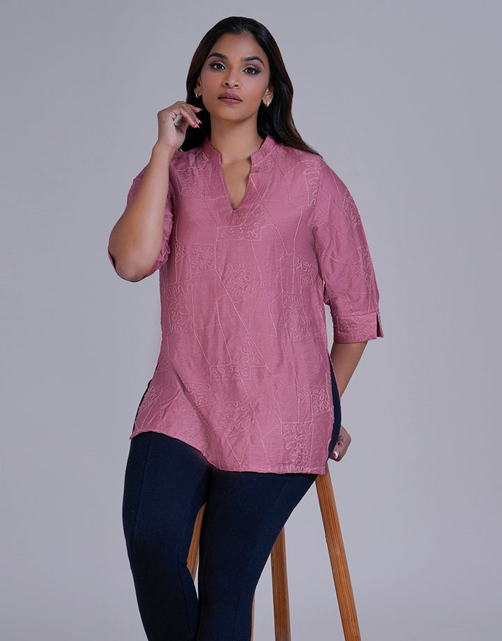 Gold Swirl Embroidered Kurta