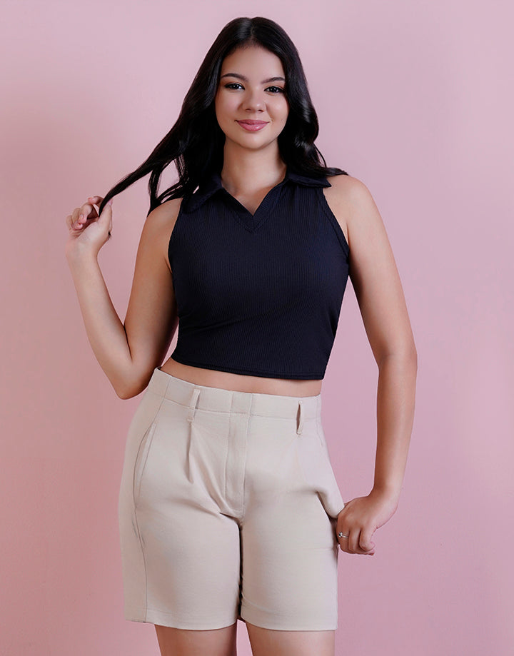 Standard Collar Sleeveless Crop Top