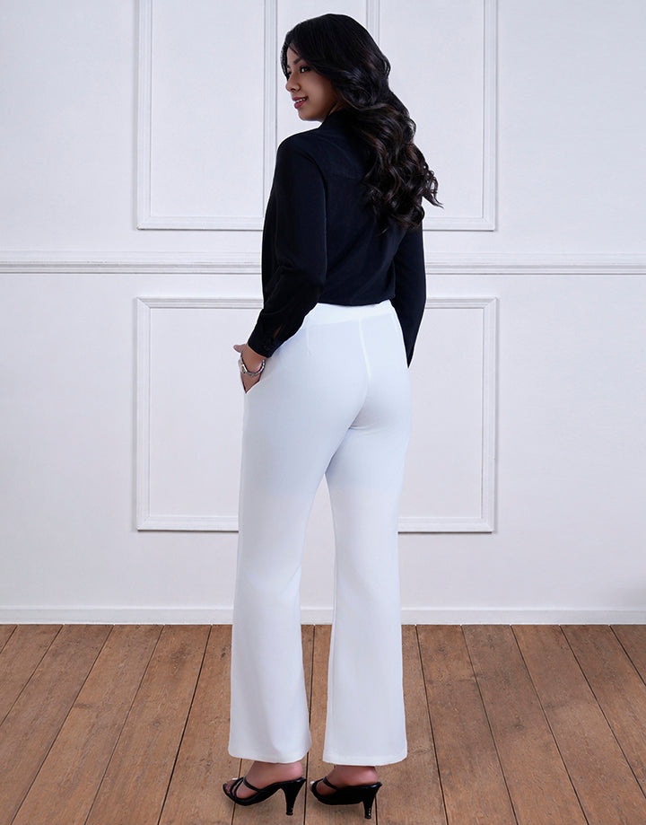 Wide Leg Pant Pintuck detail