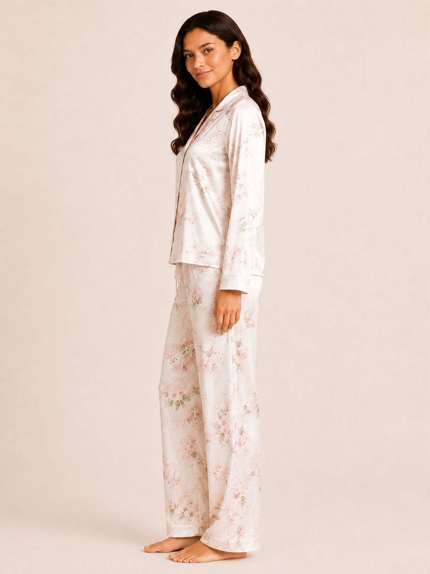 Akira – Satin Long Pyjama Set in Floral Multi