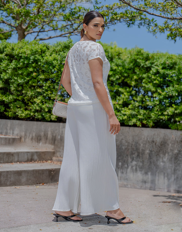 Cutlawn Top With Side Gathering