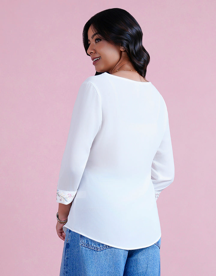 3/4 Sleeve Embroidered Top