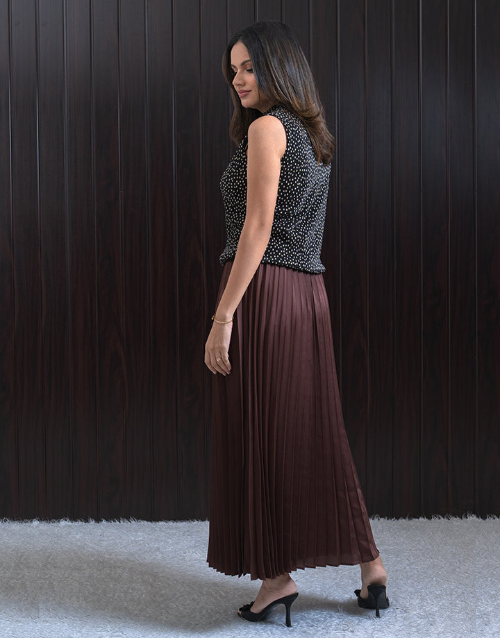 High Neck Sleeveless Crape Top