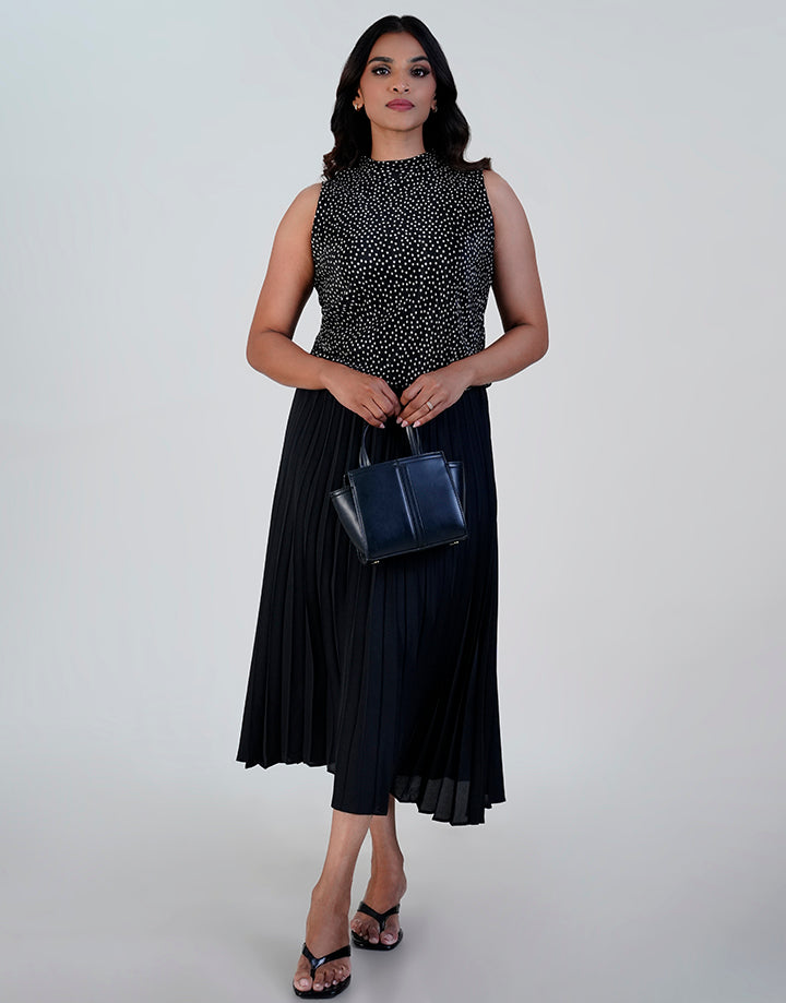 High Neck Sleeveless Crape Top