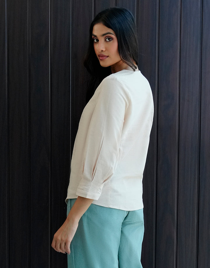 3/4 Sleeve Split V-Neck Top