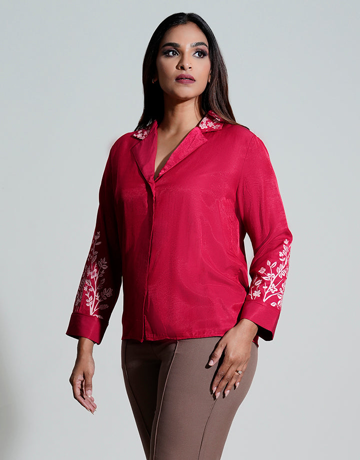 Long Sleeve Screen Print Blouse